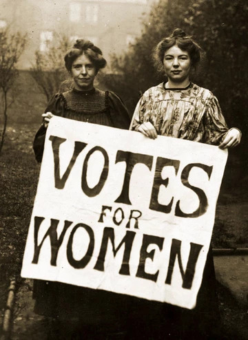 1911 Annie Kenney and Christabel Pankhurst protest for Women s Vote